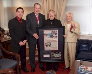 George & Barbara Bush accepting their Hubble Medals of Initiative